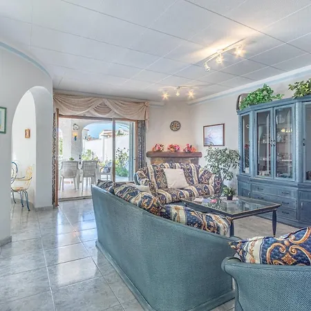 Apart-rent Creus 0038 * Empuriabrava